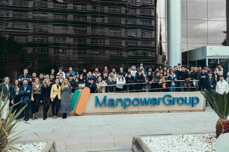 Estudiantes en la jornada de impulso de empleo