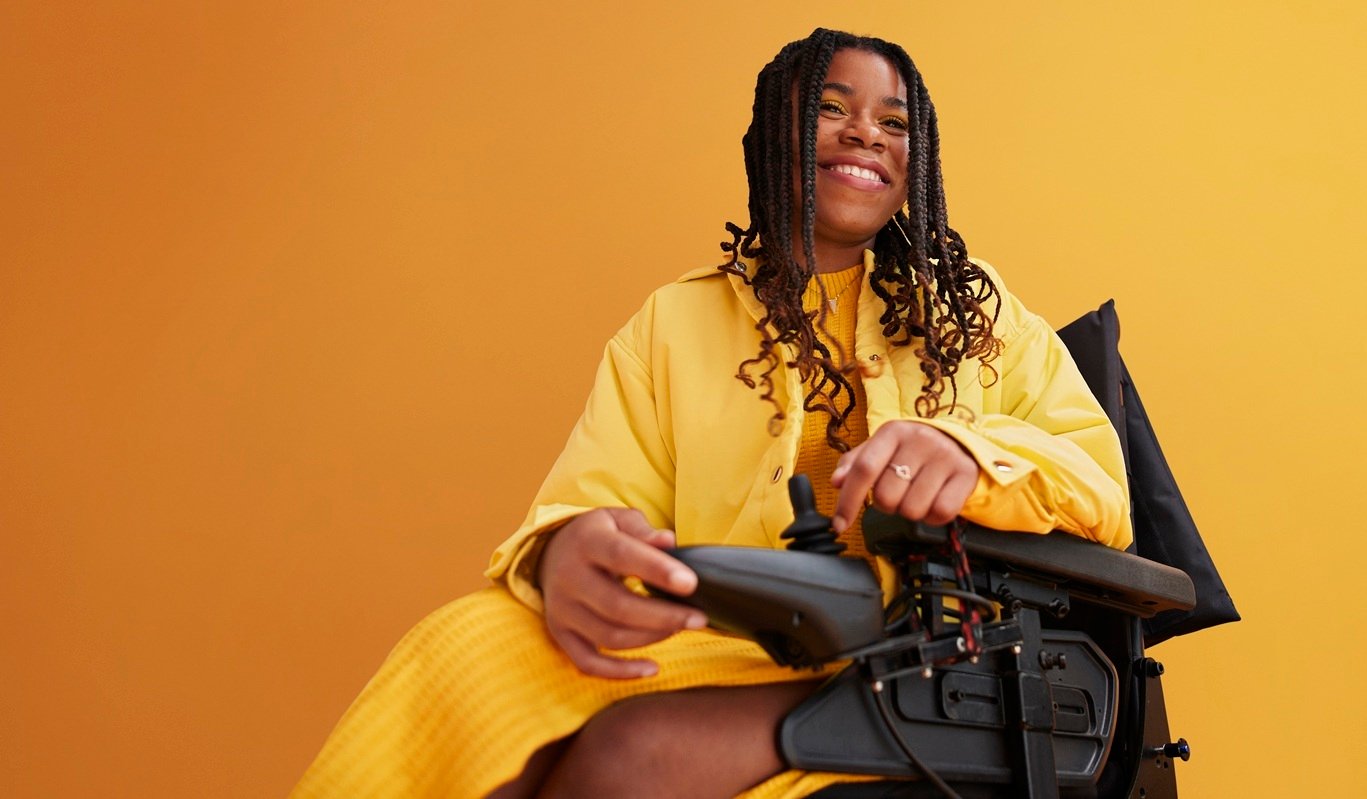 mujer-silla-de-ruedas-1