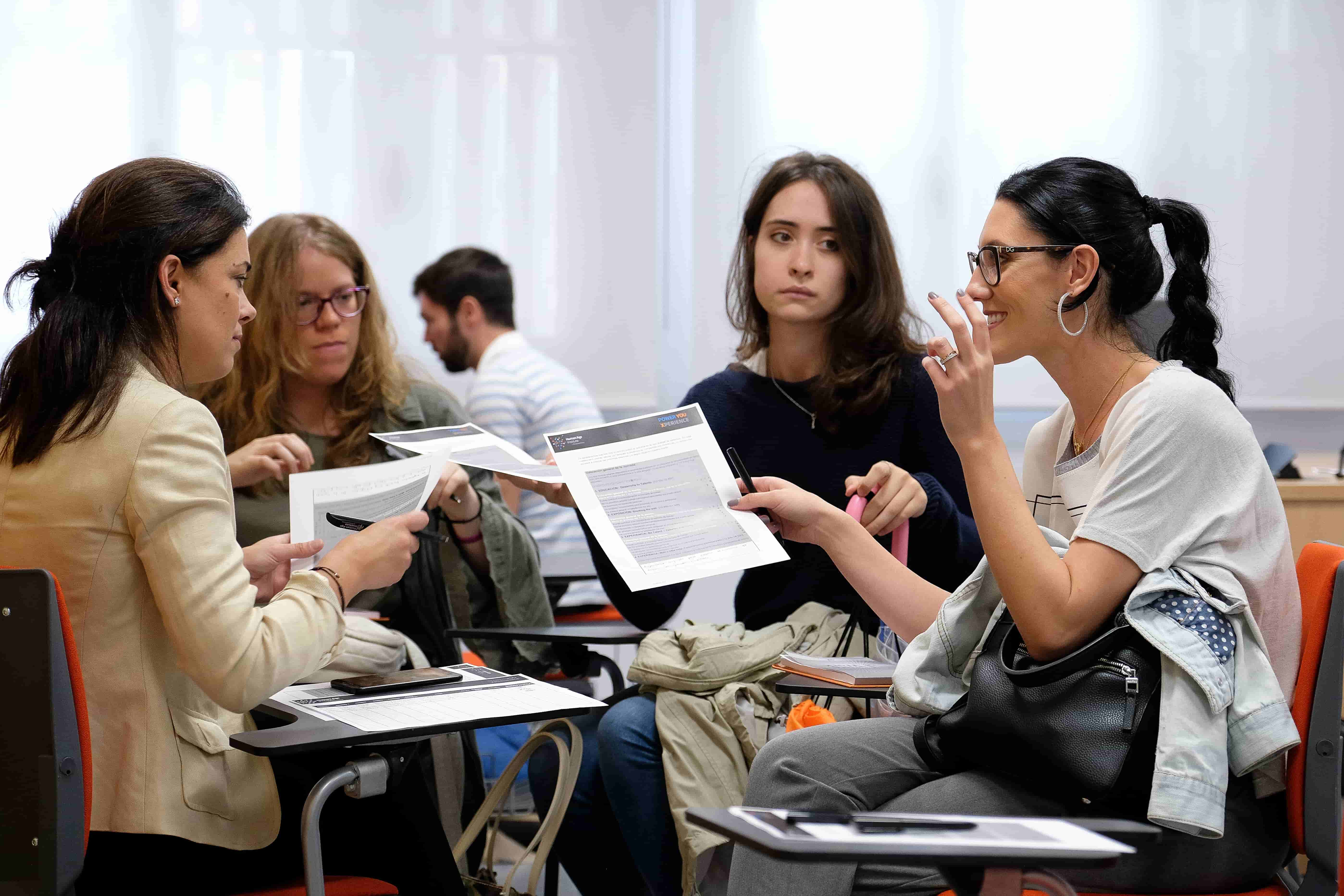 Universitarias en la jornada PowerYou Xperience en la Escuela Politécnica Superior de Algeciras de la Universidad de Cádiz