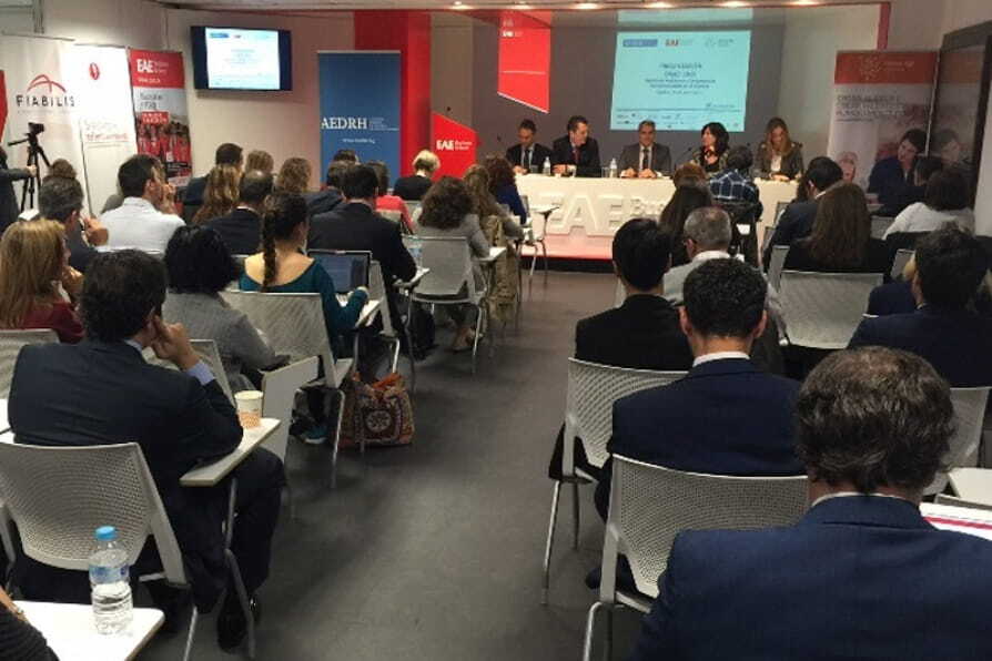 Representantes en la segunda edición del informe EPyCE 2015 de Perfiles Profesionales y Competencias más Demandas en la Empresa