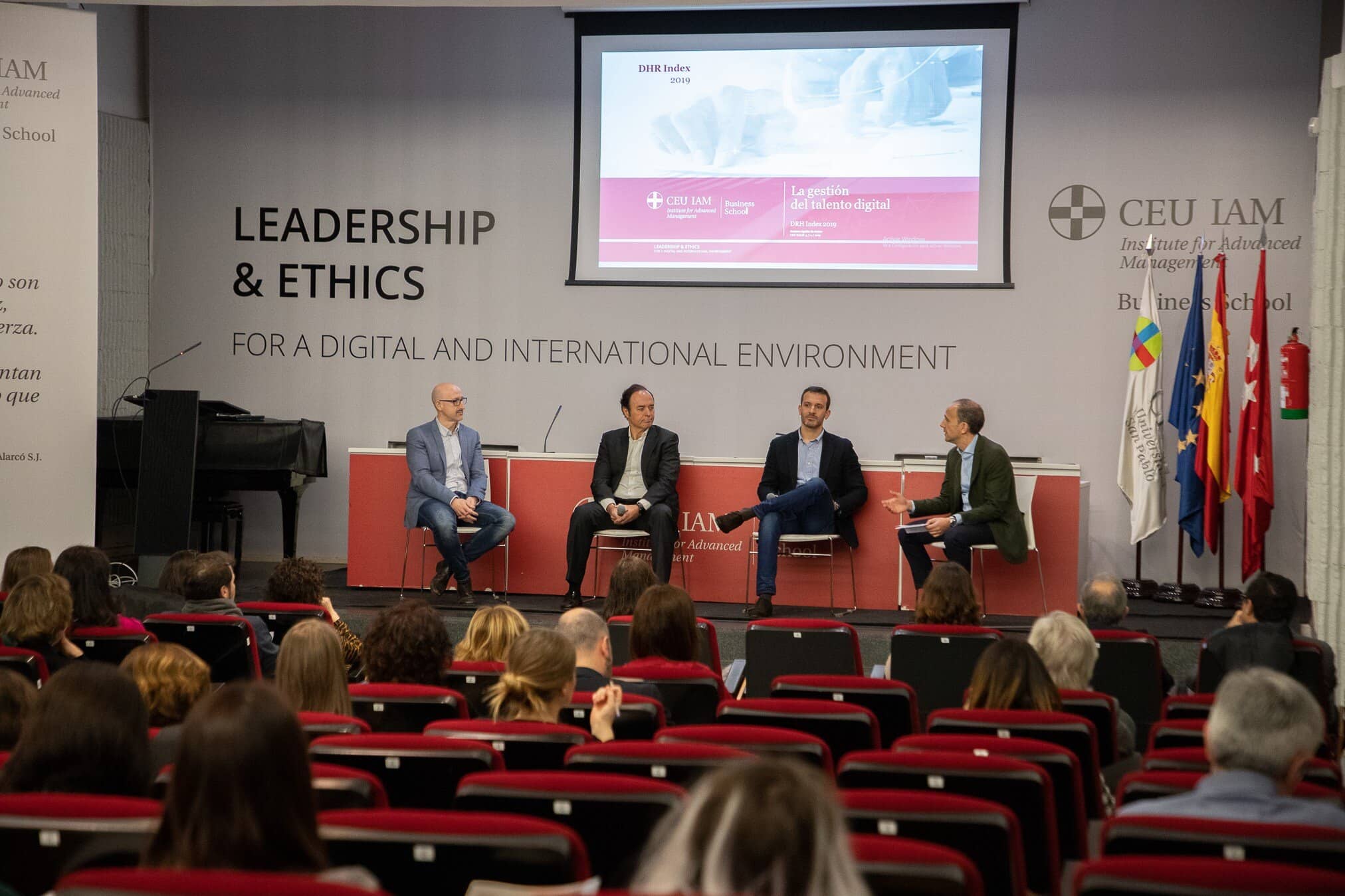 Mesa redonda en la presentación de DHR Index 2019