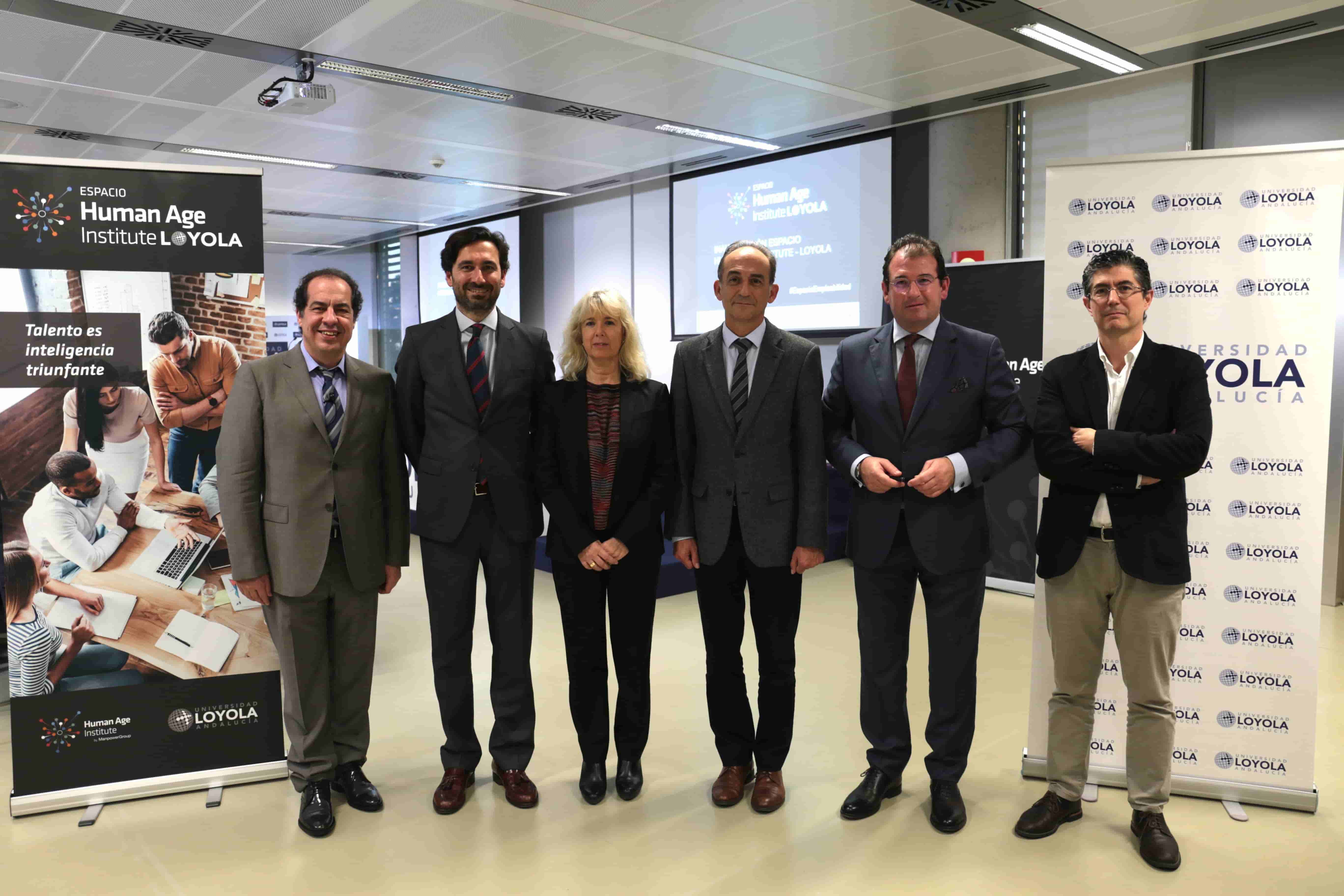 Representantes de Human Age Institute en el campus de Sevilla de la Universidad Loyola