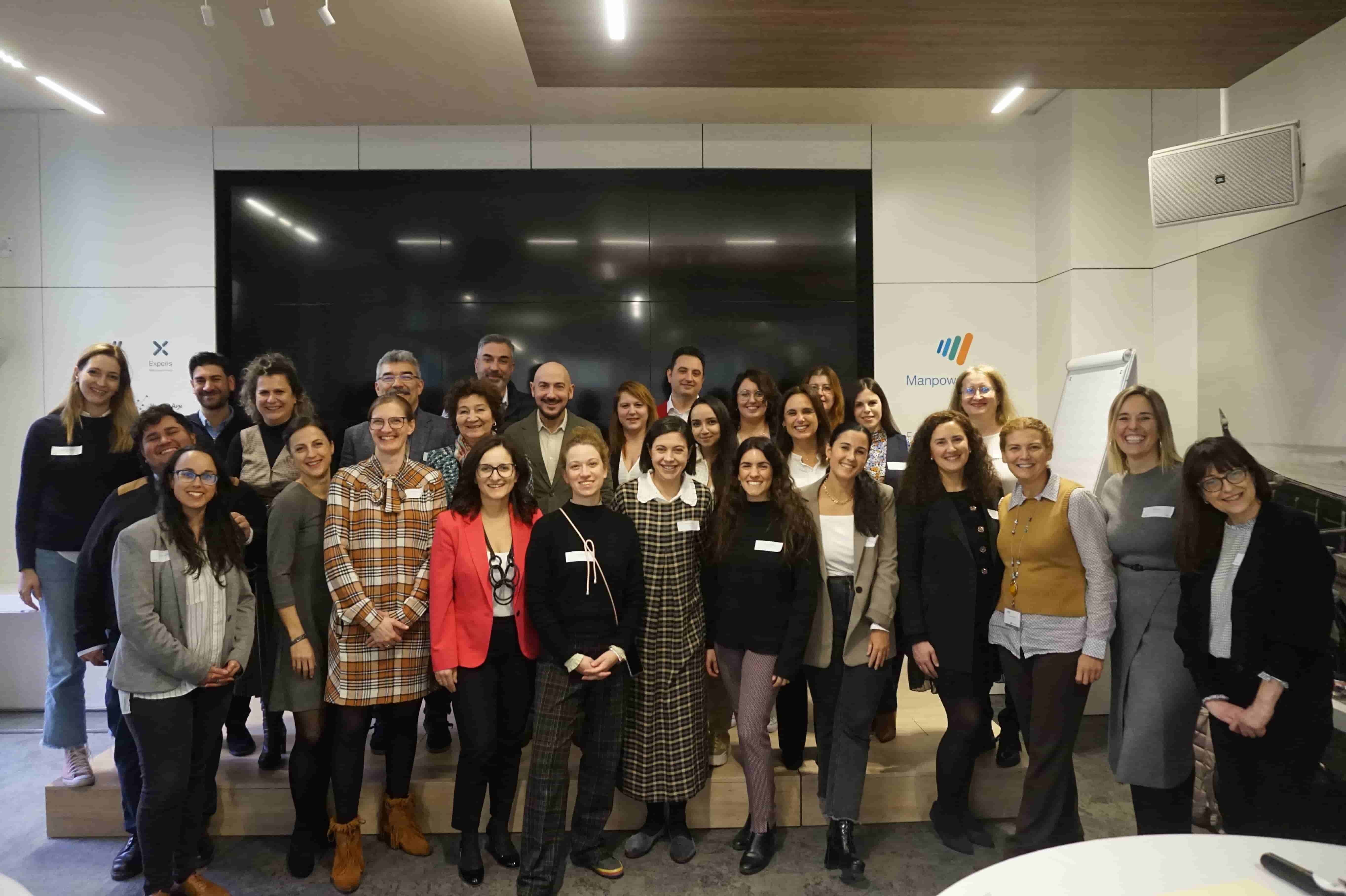 Reunión del proyecto EMPASS en el edificio Talent Tower de ManpowerGroup